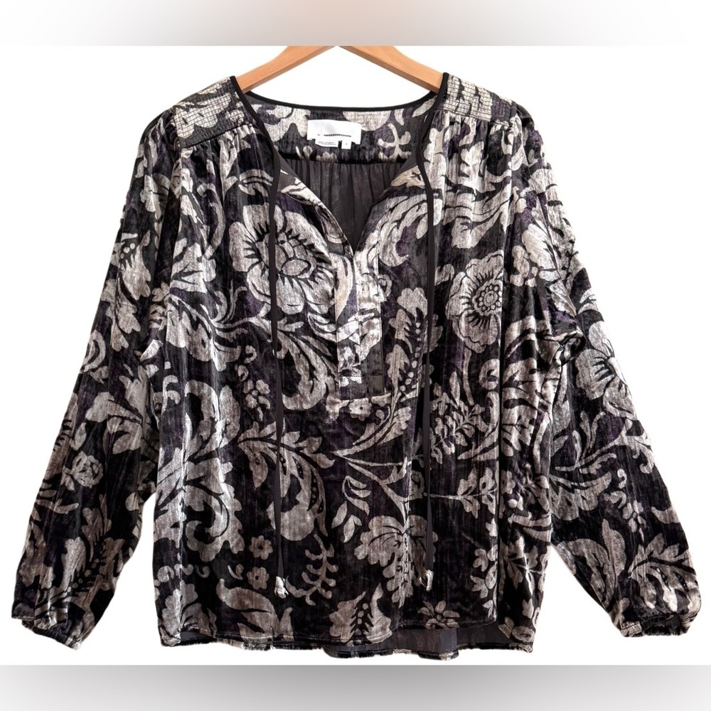 ANTHROPOLOGIE Velvet Floral Feminine Versatile Relaxed Fit Peasant Top Size S